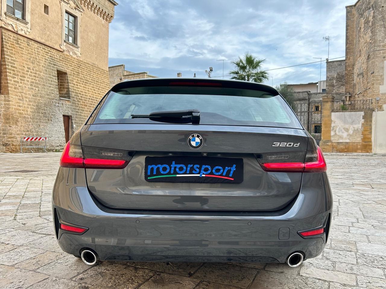 Bmw 320d Sport 190 cv lights ambient + virtual