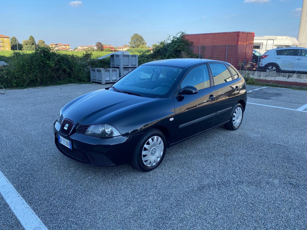 Seat Ibiza 1.2 12V 70CV 5p. Free