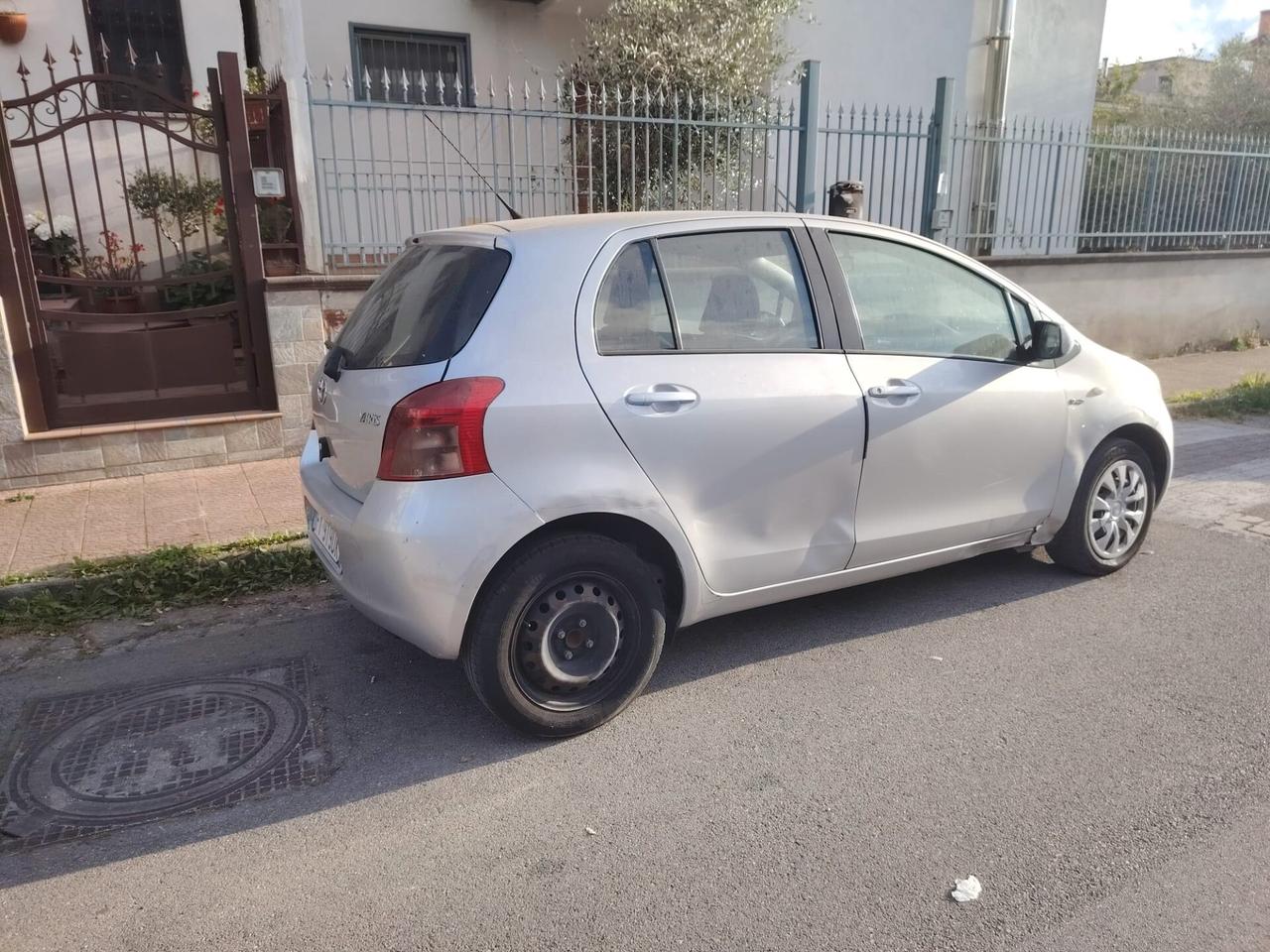 Toyota Yaris 1.4 D-4D DPF 5 porte