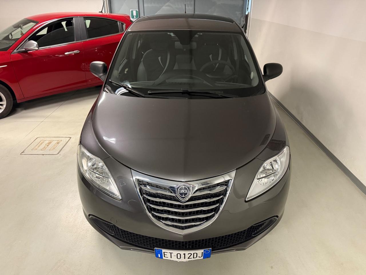 Lancia Ypsilon 1.2 69 CV 5 porte GPL Ecochic Silver
