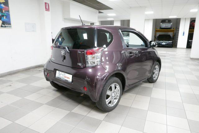 TOYOTA iQ 1.0 CVT Lounge