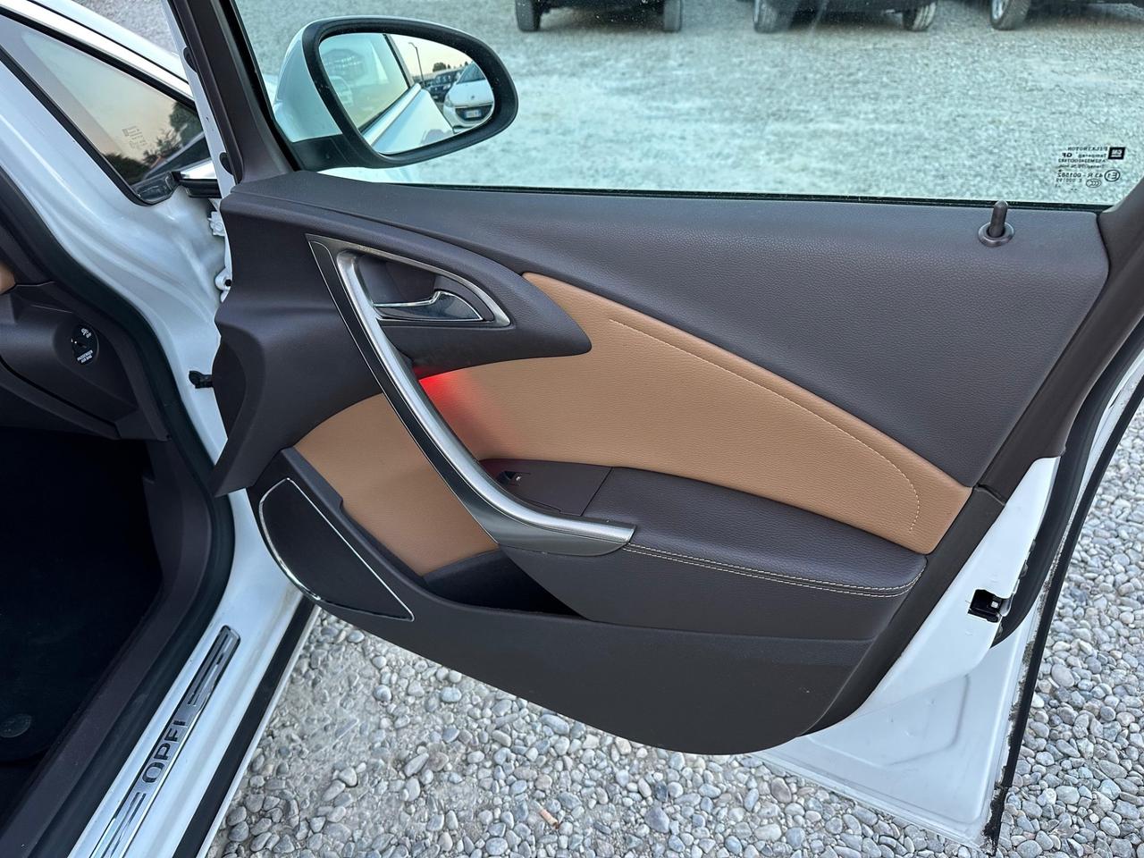 Opel Astra 1.7 CDTI 110CV Sports Tourer Cosmo