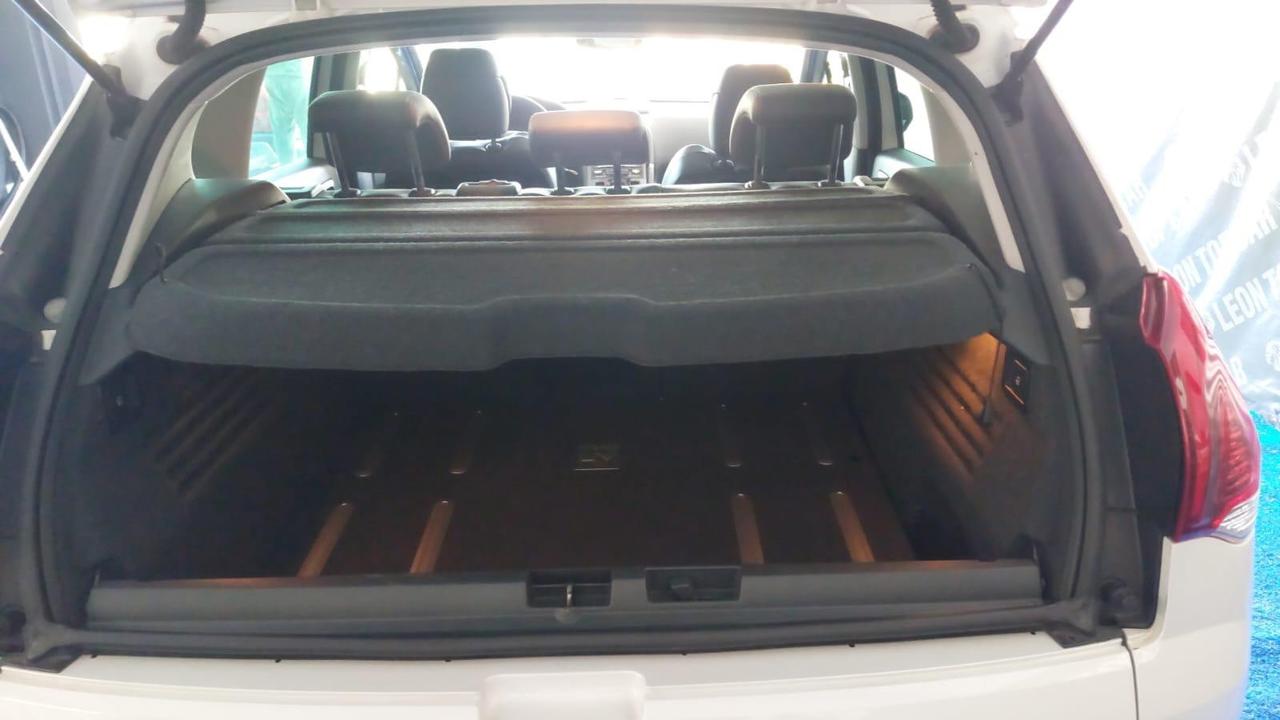 Peugeot 3008 Ibrida 4x4 automatica full tetto