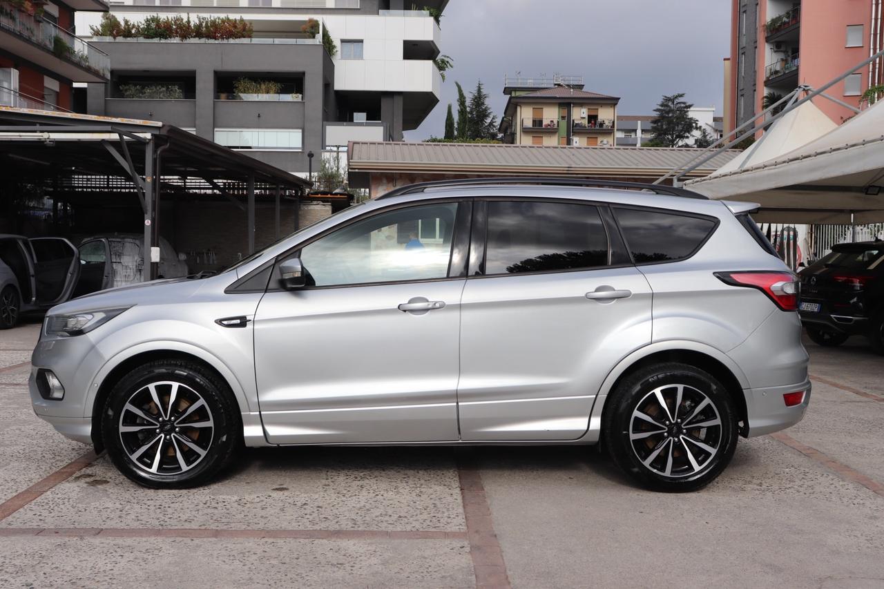 Ford Kuga 1.5 TDCI 120 CV S&S 2WD ST-Line