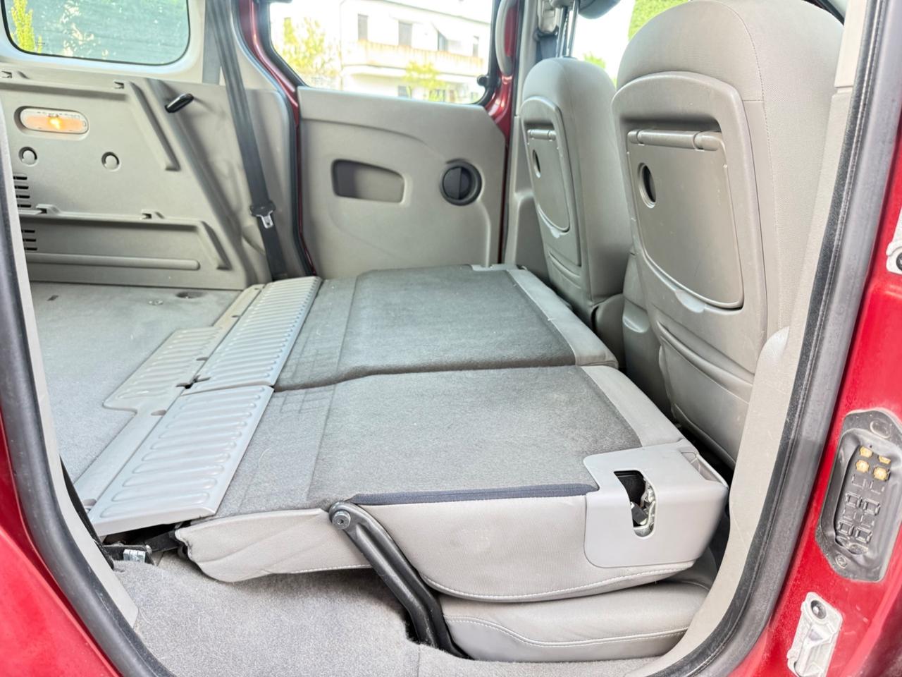 Renault Kangoo 1.5 dCi 85CV 5 POSTI POCHI KM