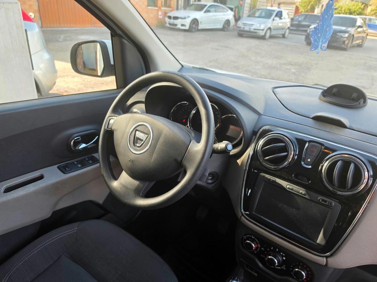 Dacia Lodgy 1.6 8V 85CV 5 posti Lauréate
