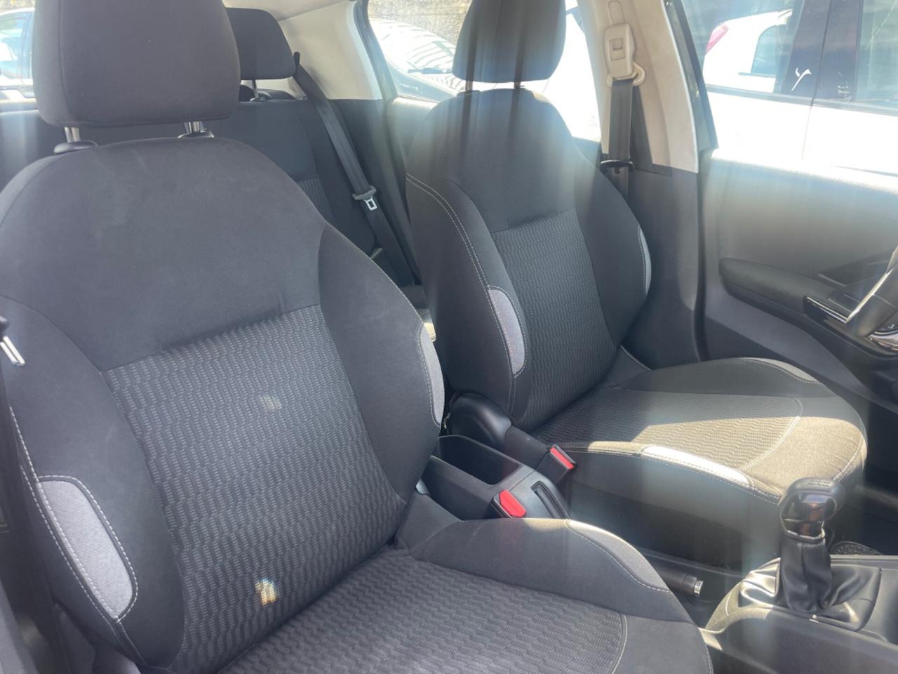 PEUGEOT 208 1.2 BENZINA 82 (CV) 2015