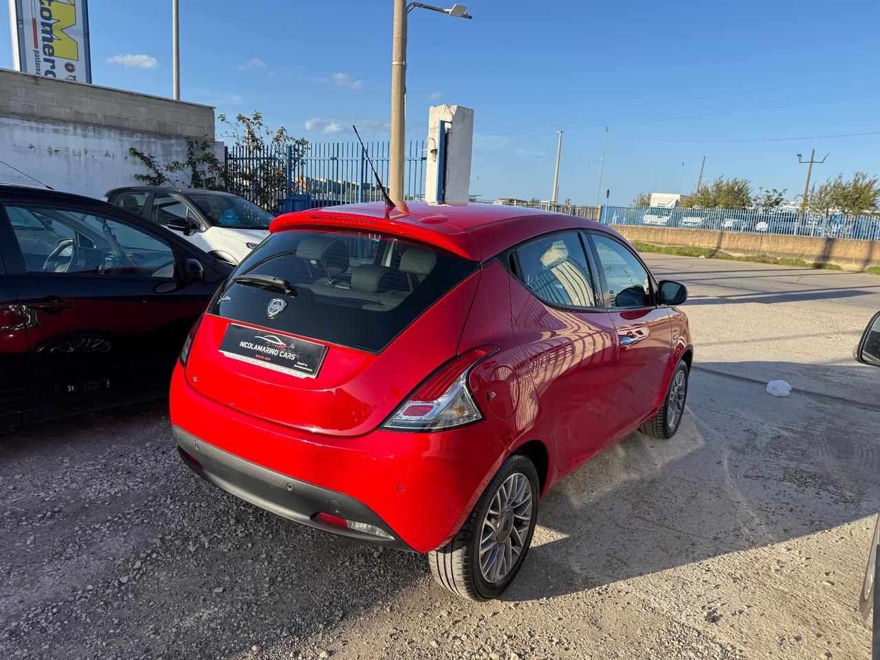 Lancia Ypsilon 1.2 69 CV 5 porte S&S Platinum