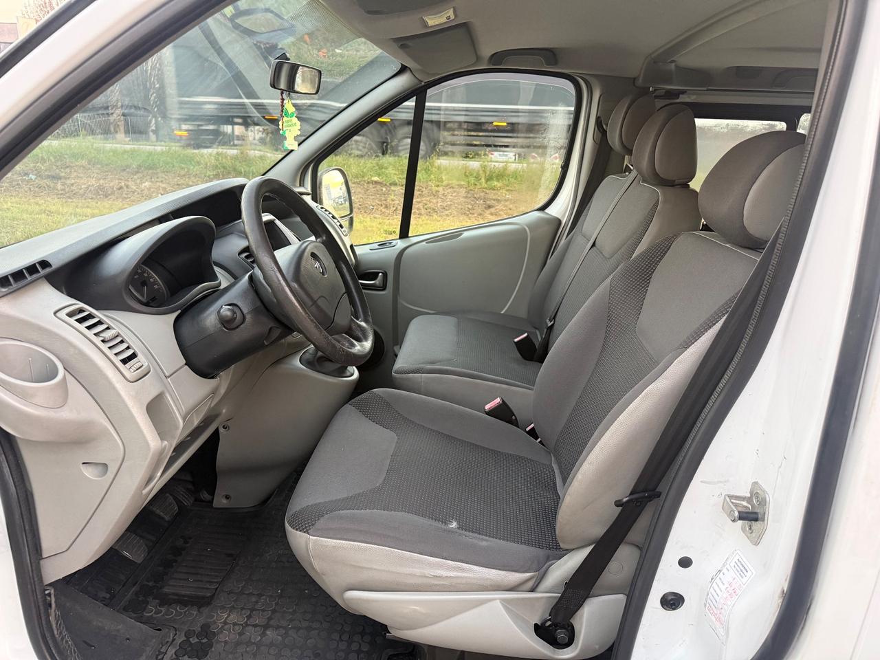 Opel Vivaro 29 2.0 CDTI 120CV PC-TN Combi 9 posti Easytronic