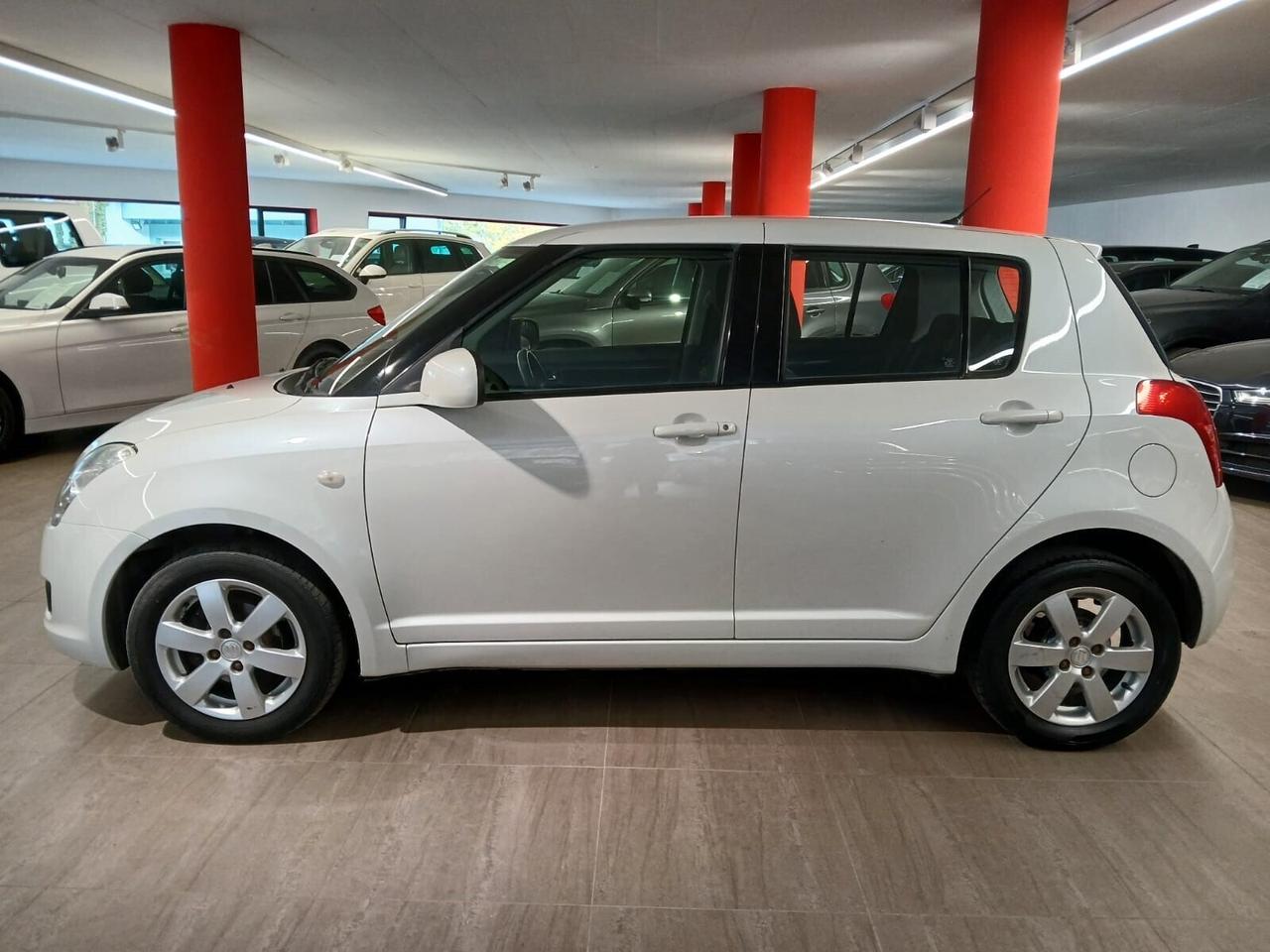 Suzuki Swift 1.3 4x4 16V 92 CV