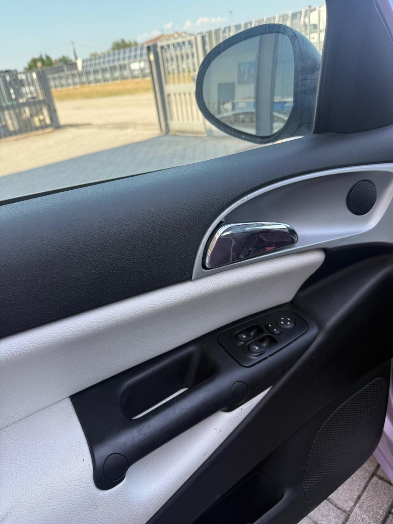 Lancia Ypsilon 1.2 Elle