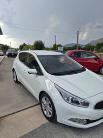 Kia Ceed 1.6 diesel 128 cv garantita 12 mesi