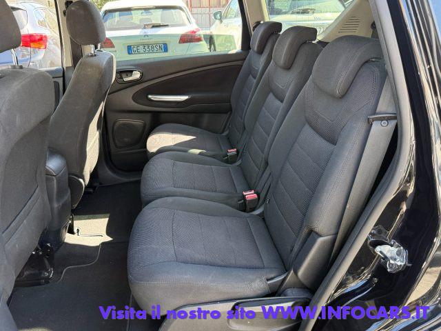 FORD S-Max 2.0 TDCi 140CV Powershift 7 posti Business Nav