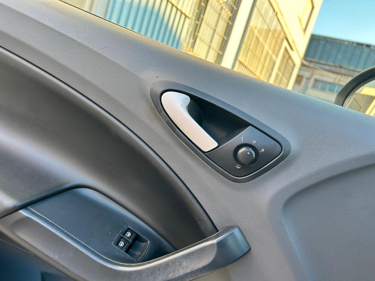 Seat Ibiza 1.2 BENZINA/METANO OK NEOPATENTATI 2012