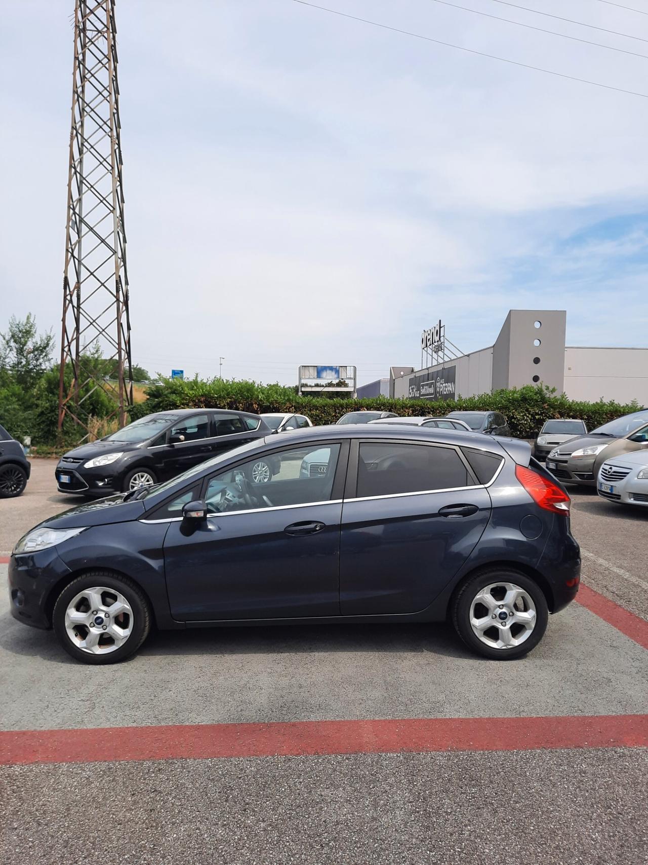 Ford Fiesta 1.6 TDCi 95 CV 5p. Titanium