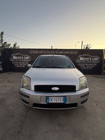 FORD FUSION (anno 2003)