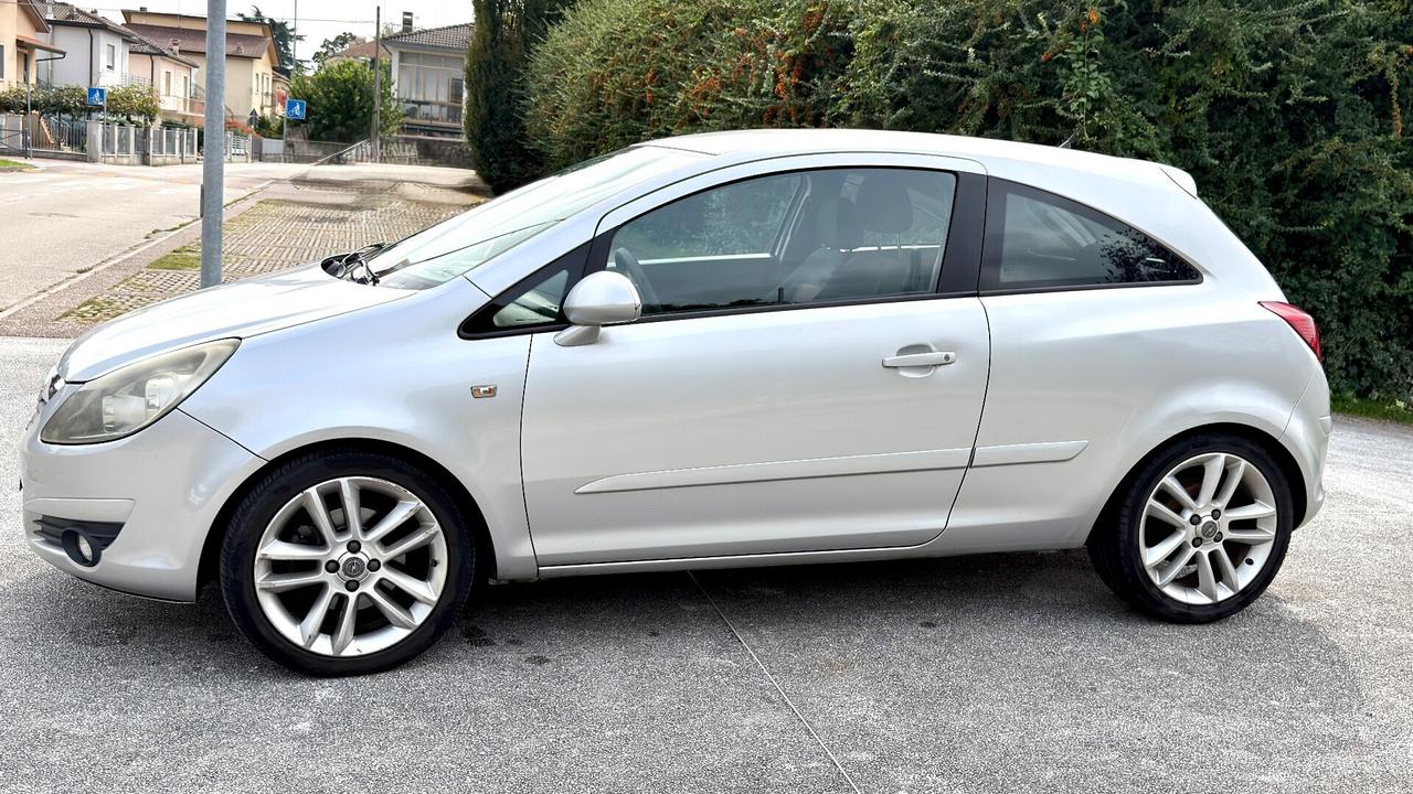 Opel Corsa 1.3 CDTI 75CV 3 porte adatta a neopatentati