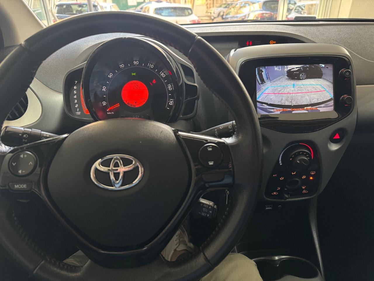 Toyota Aygo Connect 1.0 72CV 5p x-business