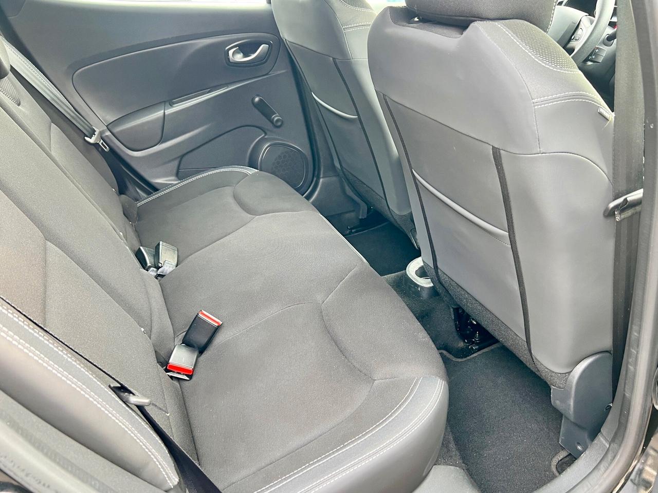 Renault Clio 1.2 75CV 5 porte Zen