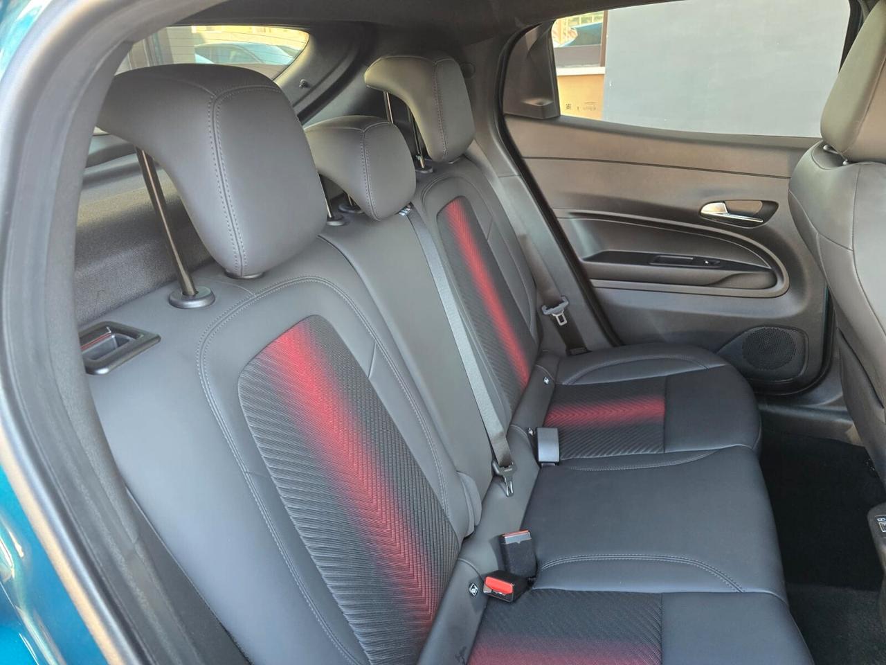 Alfa Romeo Junior 1.2 136 CV Hybrid eDCT6 Speciale