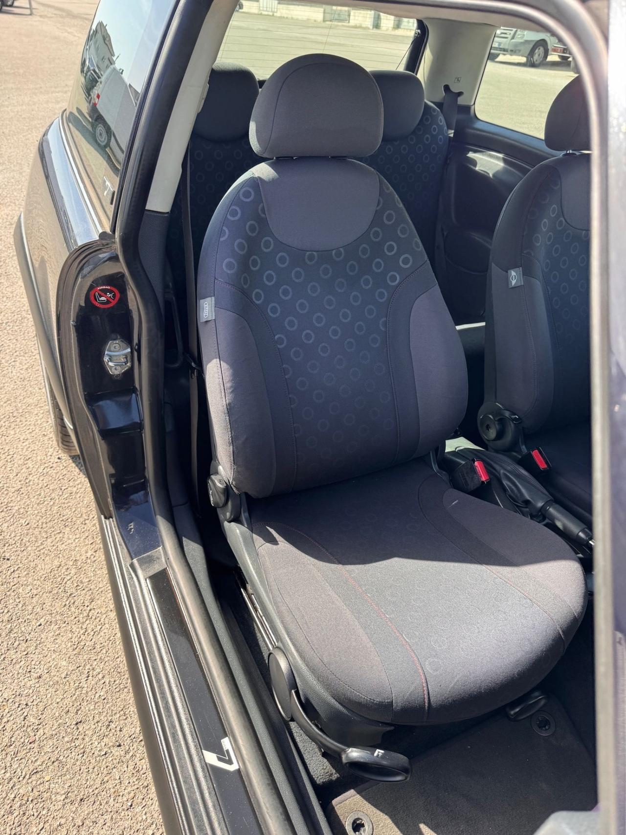 Mini 1.4 tdi One D Park Lane 149000 km