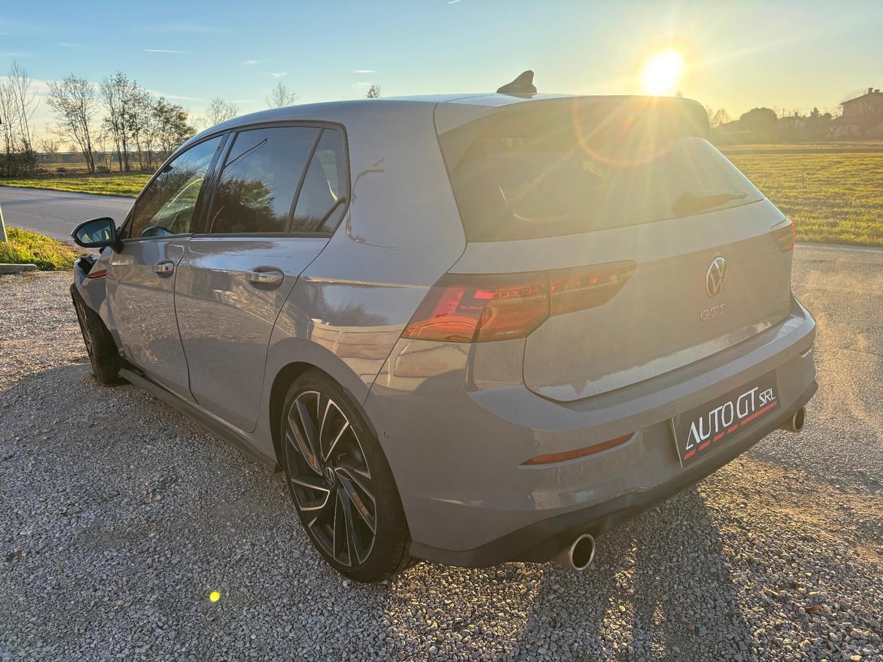 Volkswagen Golf GTI 2.0 TSI DSG