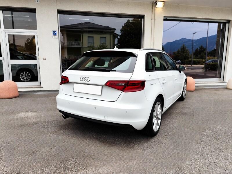 AUDI A3 3ª serie A3 SPB 1.6 TDI Ambition