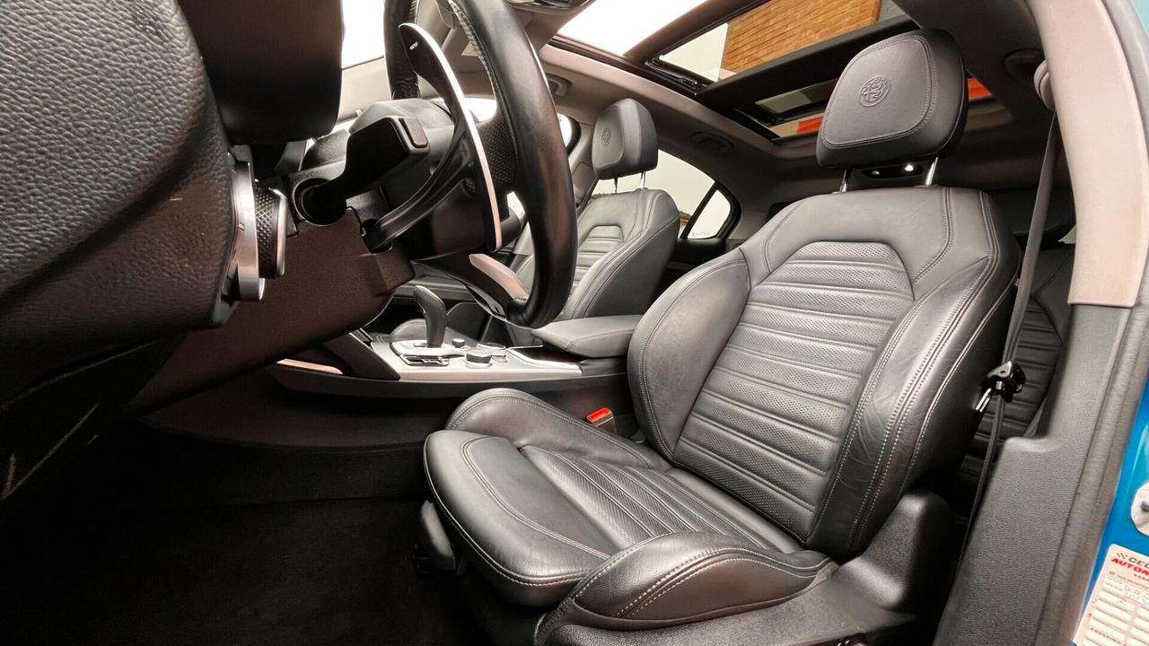 Alfa Romeo Stelvio 2.2 210 CV AT8 Q4 Veloce