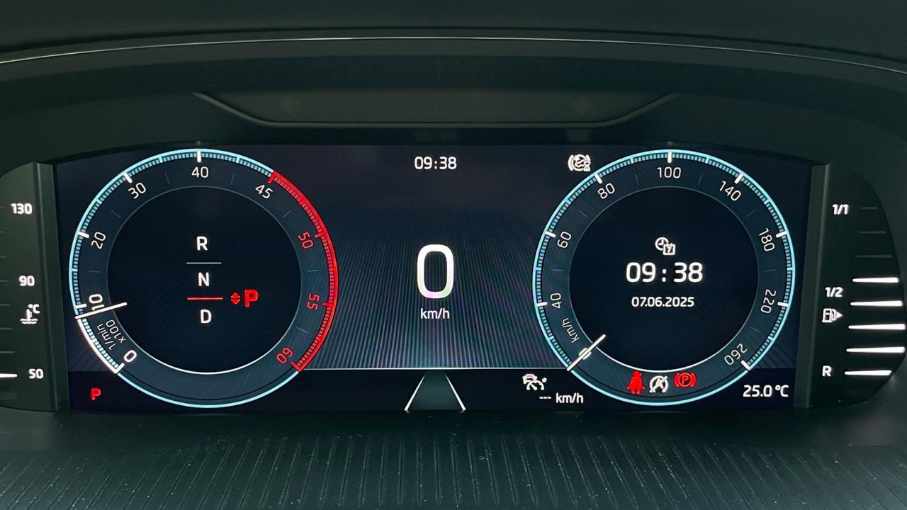 SKODA OCTAVIA 2.0 TDI EVO 115c V. COCKPIT