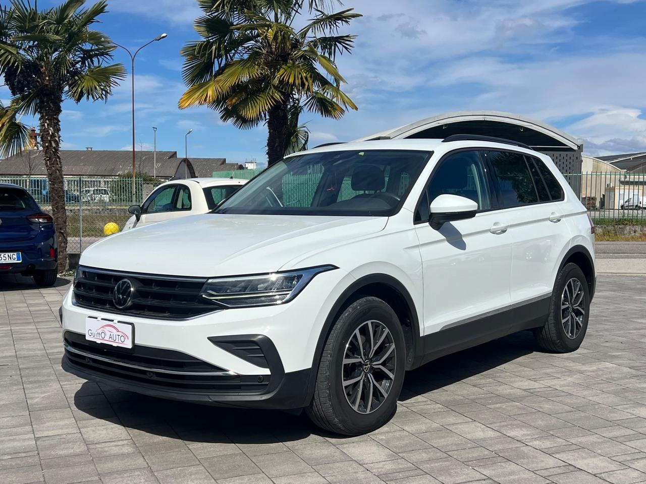 Volkswagen Tiguan 2.0 TDI 150 CV SCR DSG FINANZIABILE