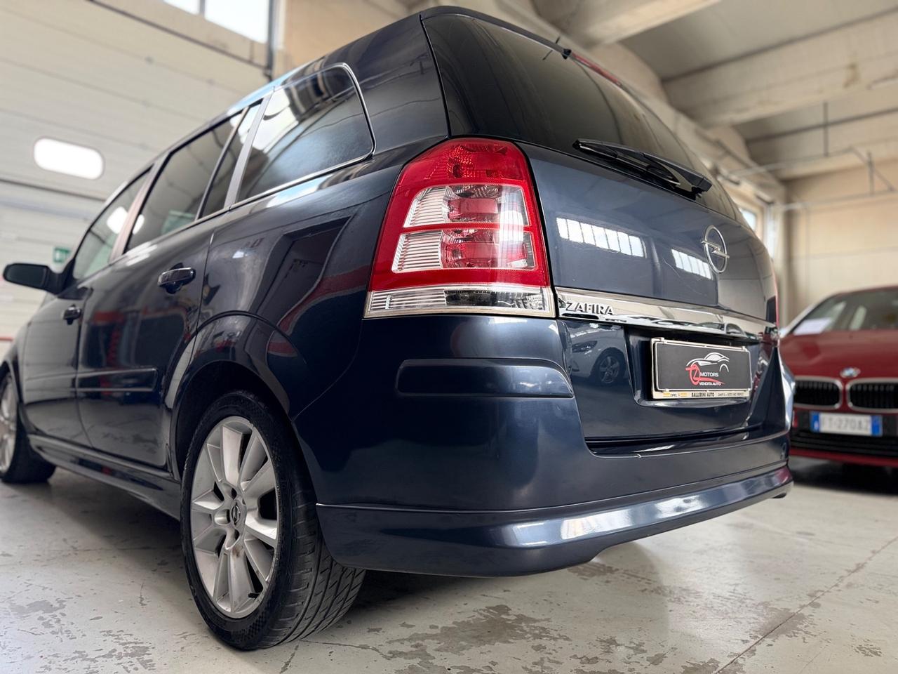 Opel Zafira 1.9 16V CDTI 150CV Cosmo 7 POSTI