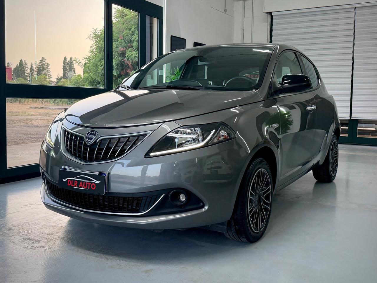 Lancia Ypsilon 1.0 FireFly 5 porte S&S Hybrid Gold