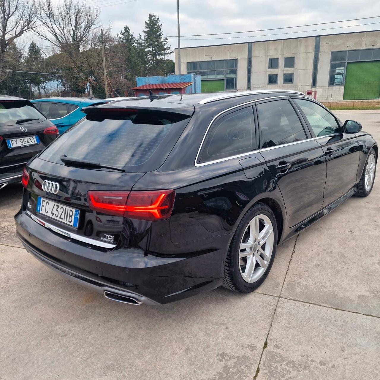 Audi A6 Avant 2.0 TDI 190 CV quattro S tronic S-line interno ed esterno