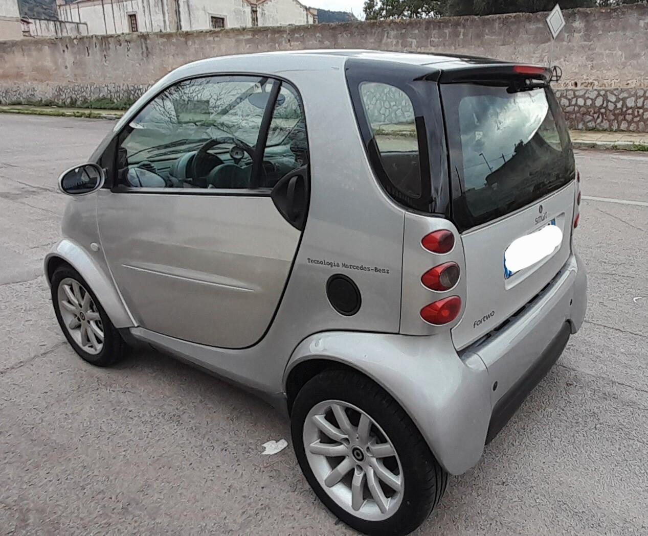 Smart ForTwo 700 coupé pure (37 kW)