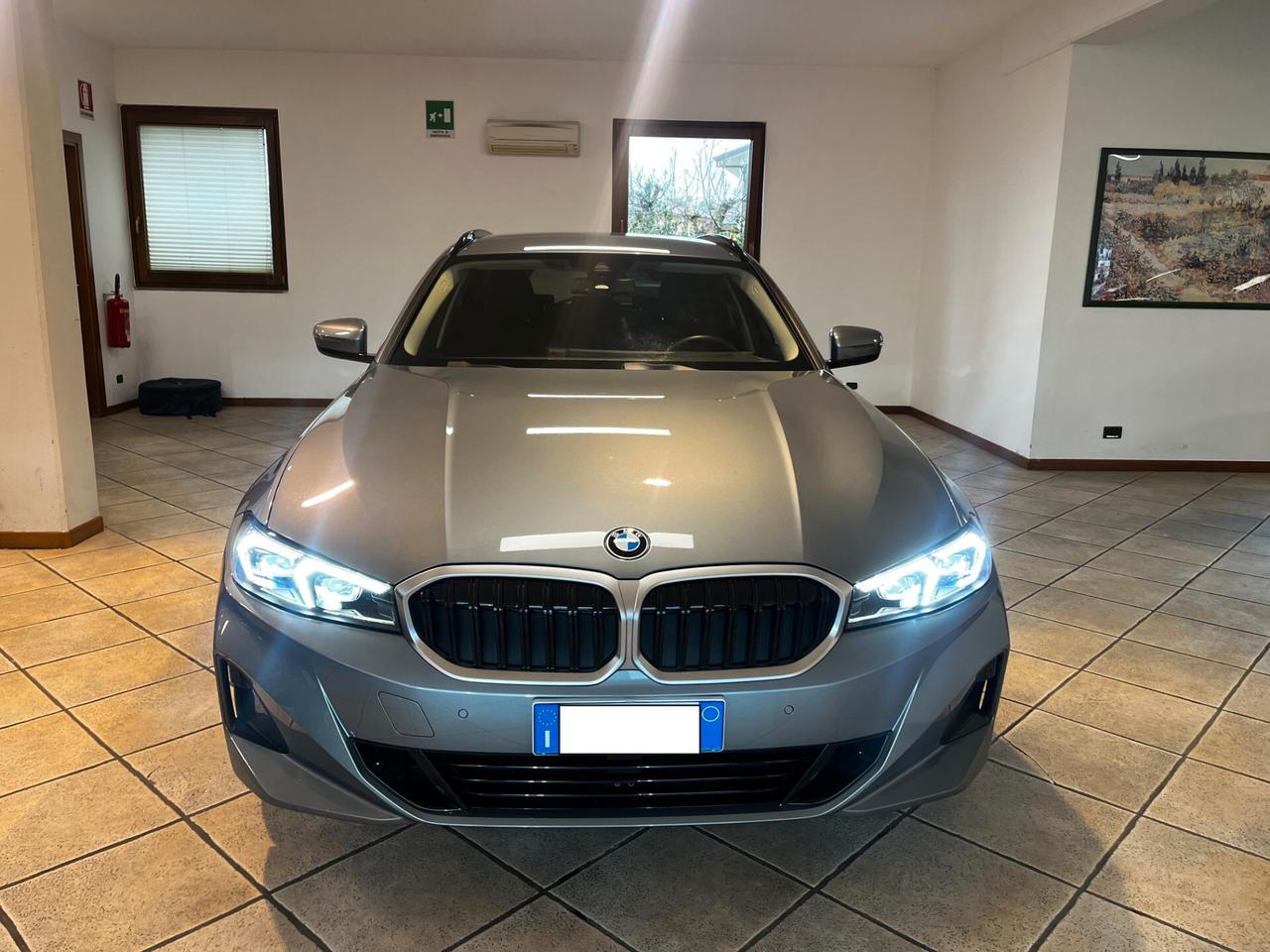 Bmw 318d 48V Touring Restyling