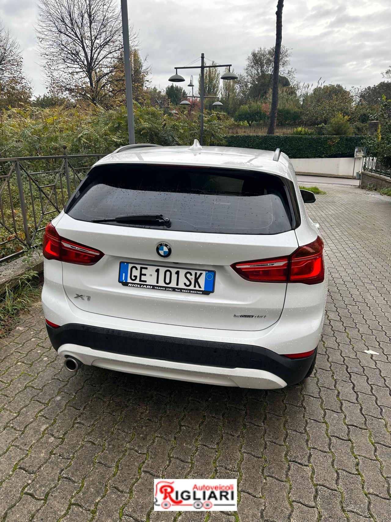 Bmw X1 sDrive18i Advantage