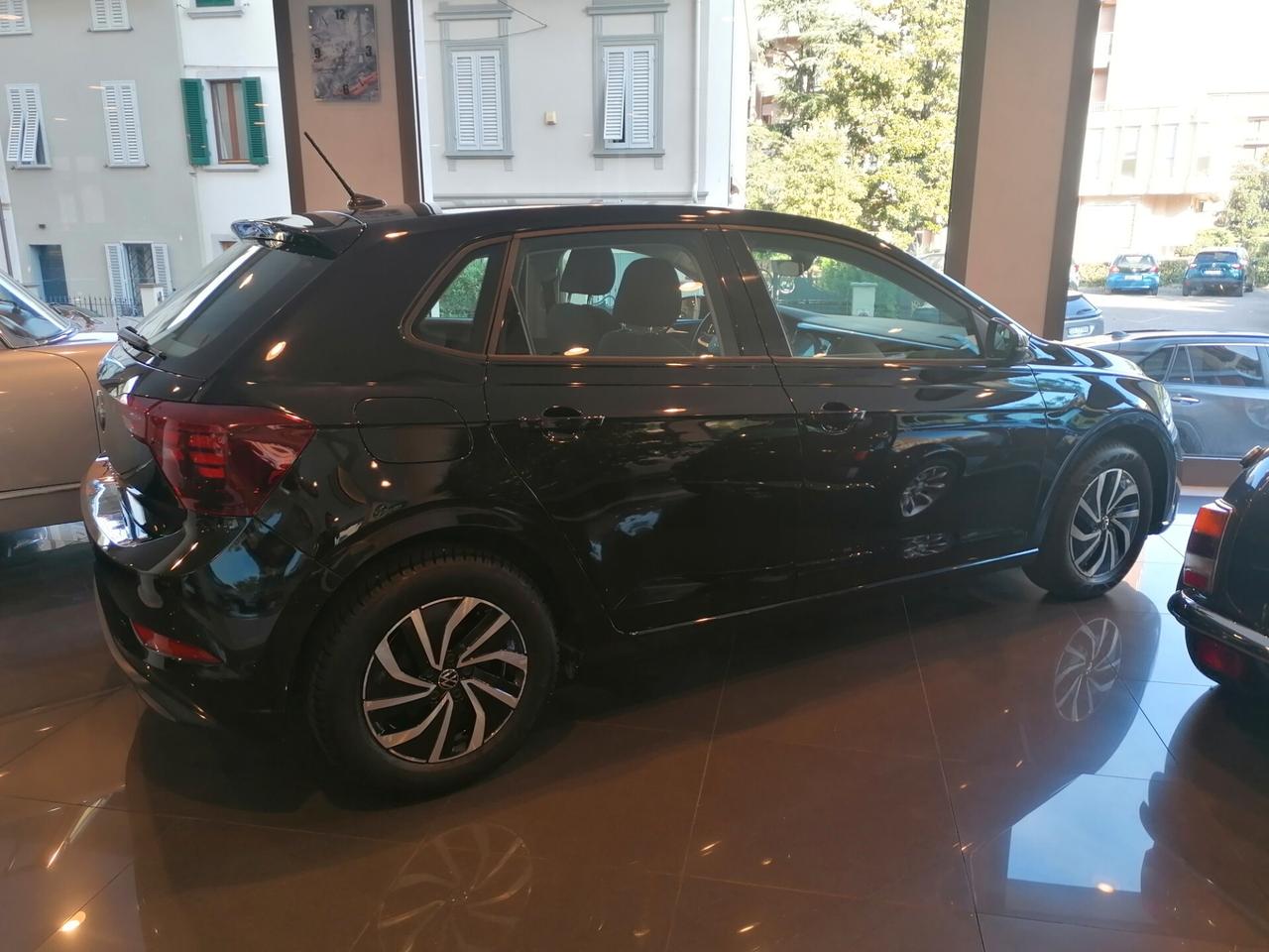 Volkswagen Polo 1.0 TSI Life 5P