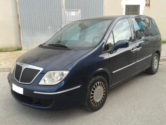 Lancia Phedra 2.2 JTD Emblema