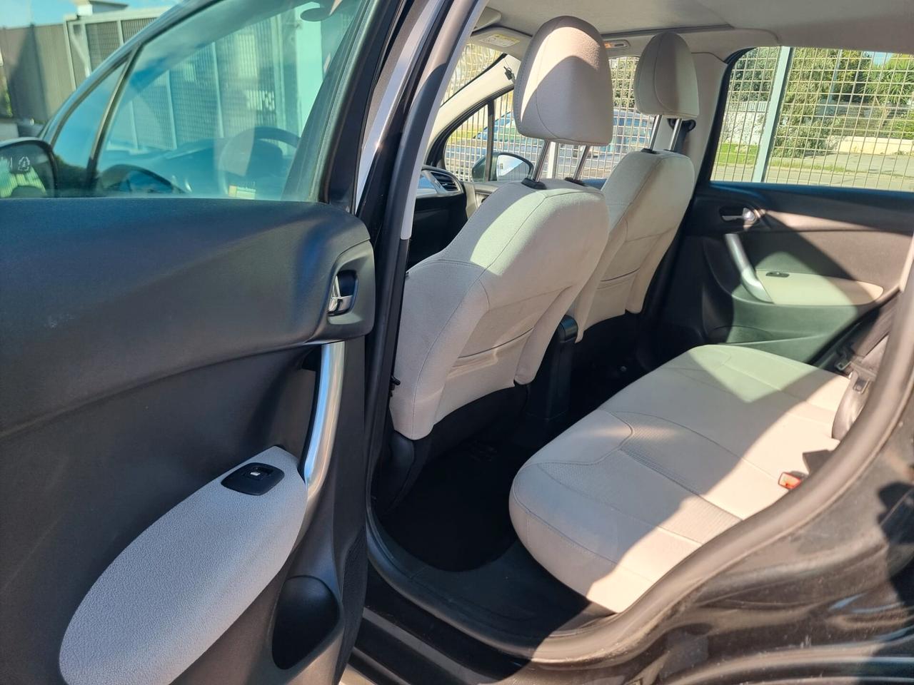 Citroen C3 1.4 HDi 70 Exclusive Style