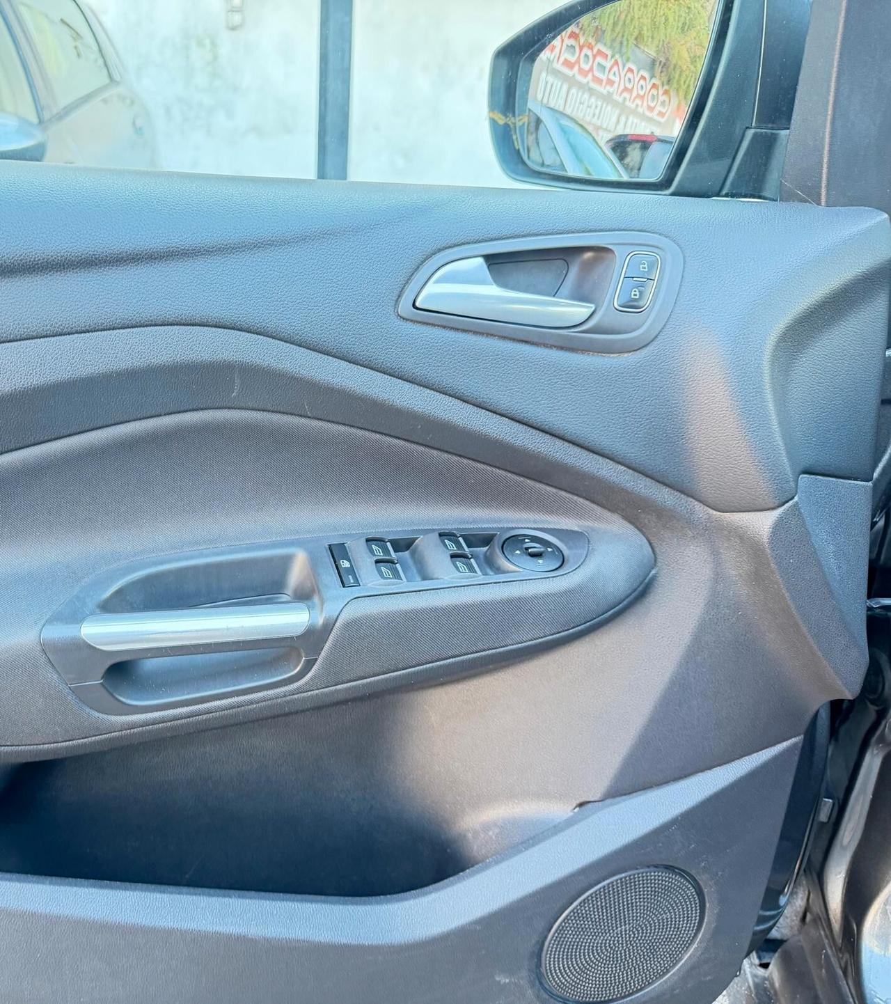 Ford C-Max 1.6 120CV GPL Titanium