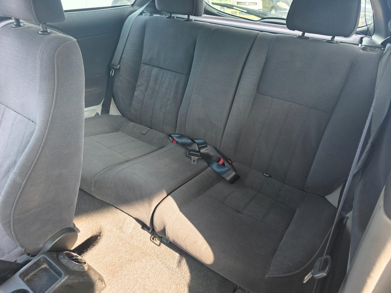 Alfa Romeo 147 1.6i 16V Twin Spark cat 3p. Con 251.000