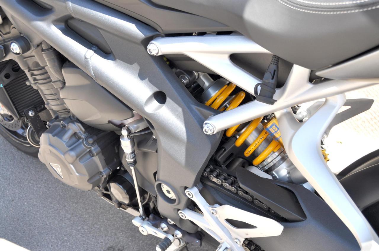 Triumph Speed Triple R 1200 rs