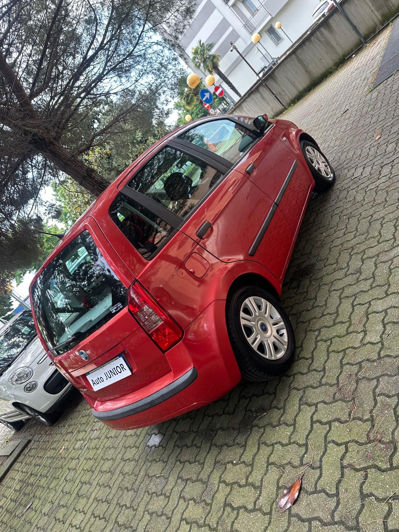 Fiat Idea 1.4 16V Emotion
