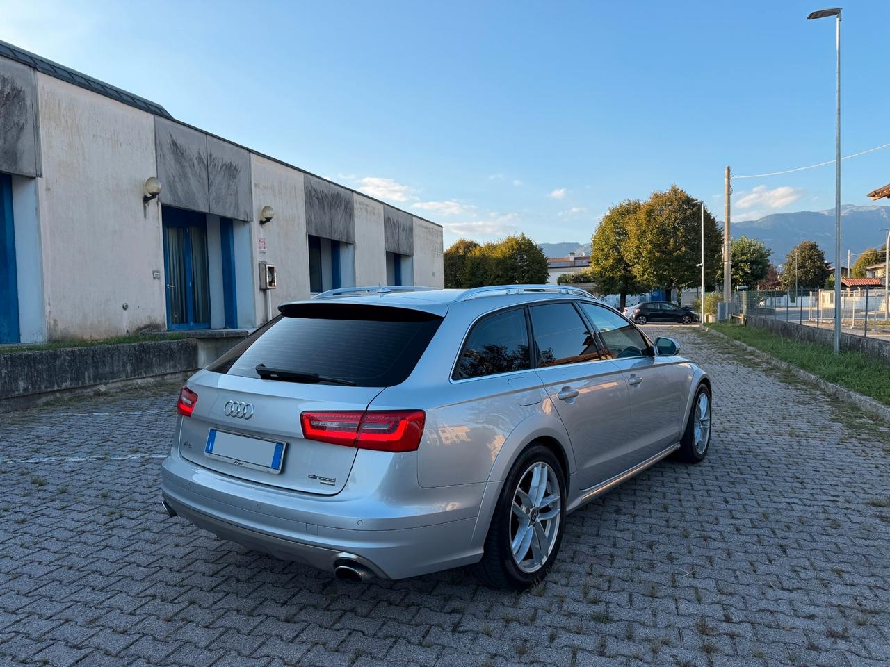 Audi A6 Allroad 3.0 TDI Quattro Business plus