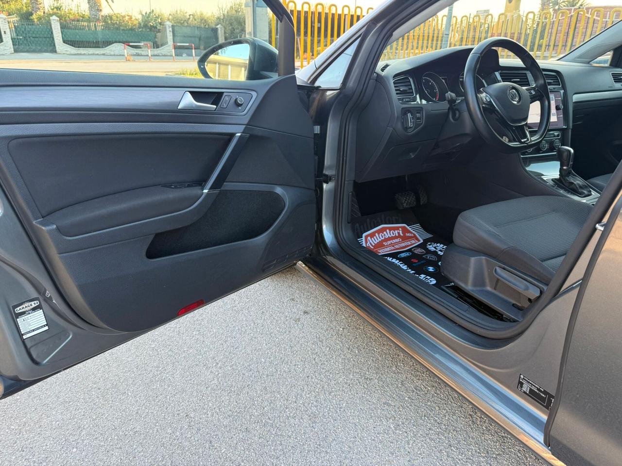 Volkswagen Golf 7.5 1.6 TDI - 115CV - DSG