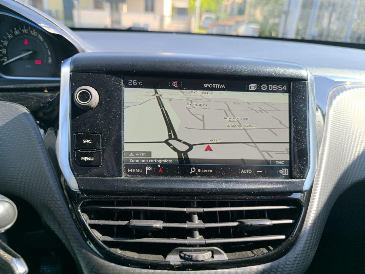 PEUGEOT - 2008 - BlueHDi 100 Allure