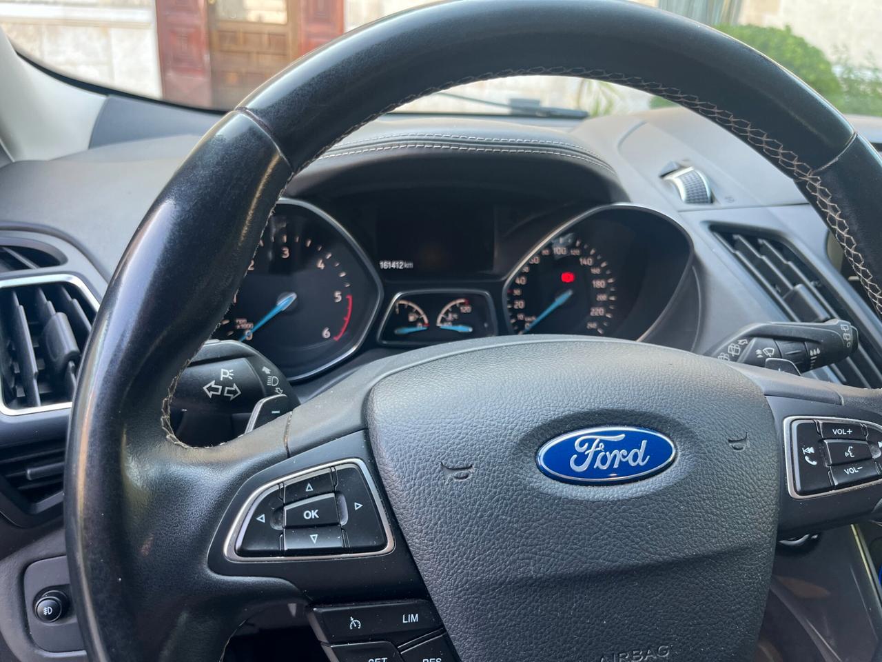 Ford Kuga 2.0 TDCI 180 CV S&S 4WD Powershift Vignale