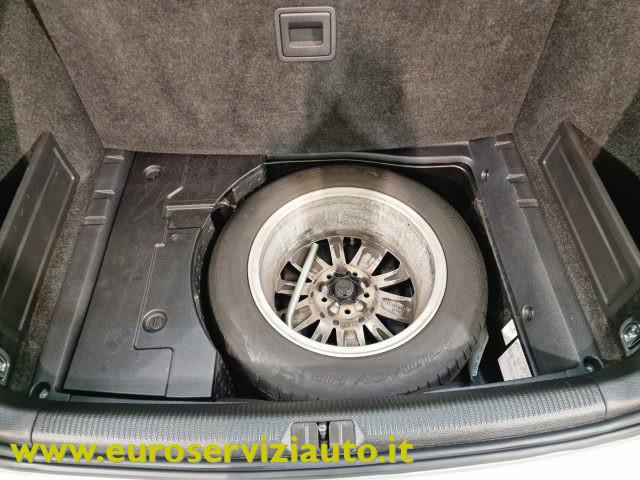 VOLKSWAGEN Passat VARIANT. 1.6 TDI DSG Comfortline