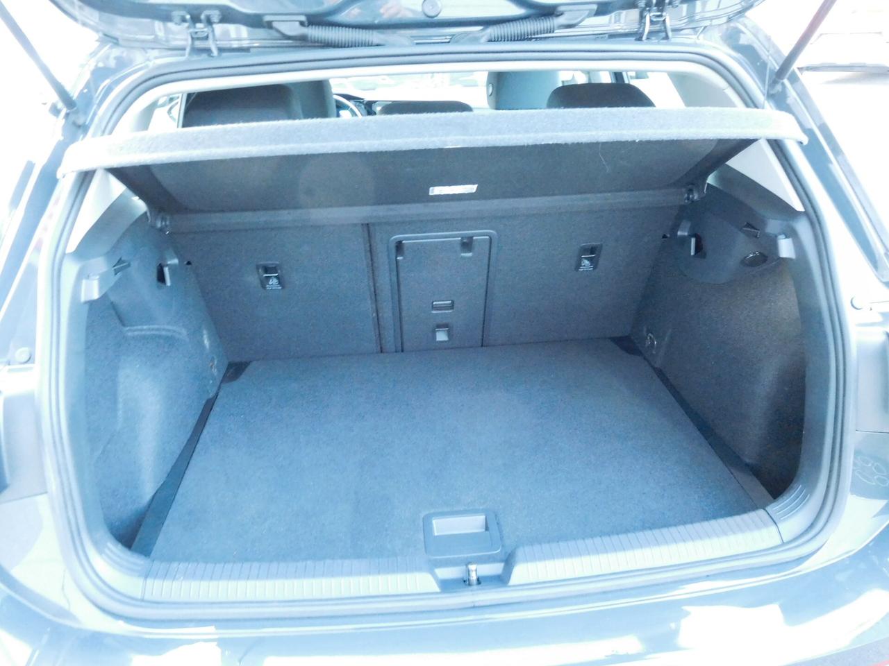 Volkswagen Golf 1.5 eTSI 130 CV EVO ACT DSG Style