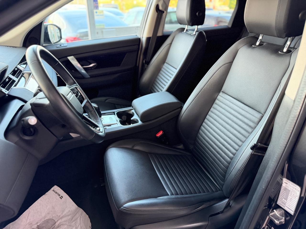 Land Rover Discovery Sport 2.0 TD4 204 CV AWD Iva esposta